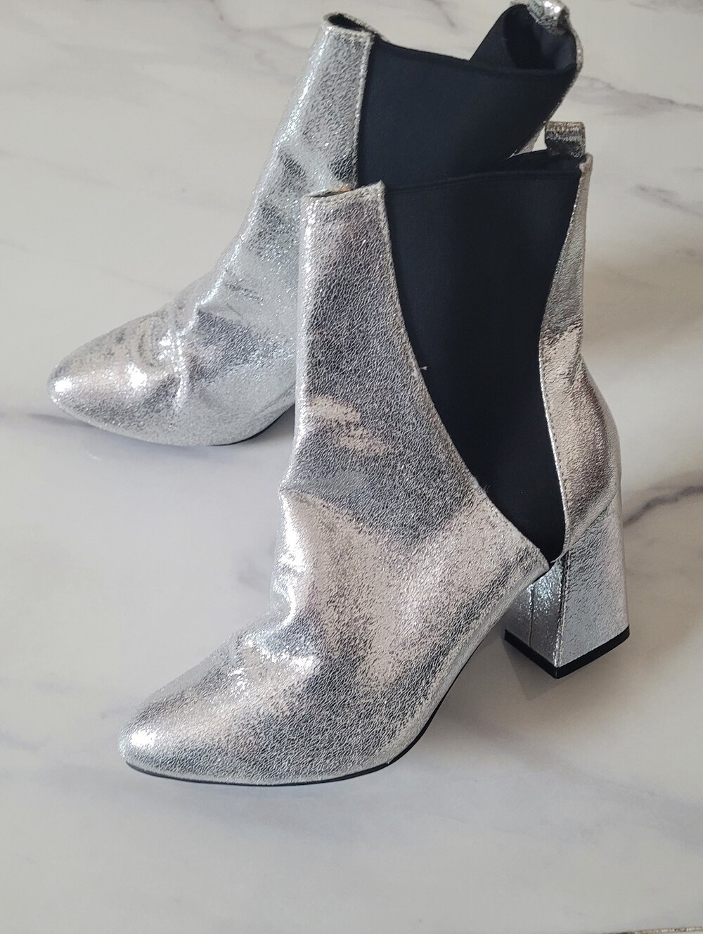 Wild Diva Metallic Silver Block Heel Ankle Booties 8.5